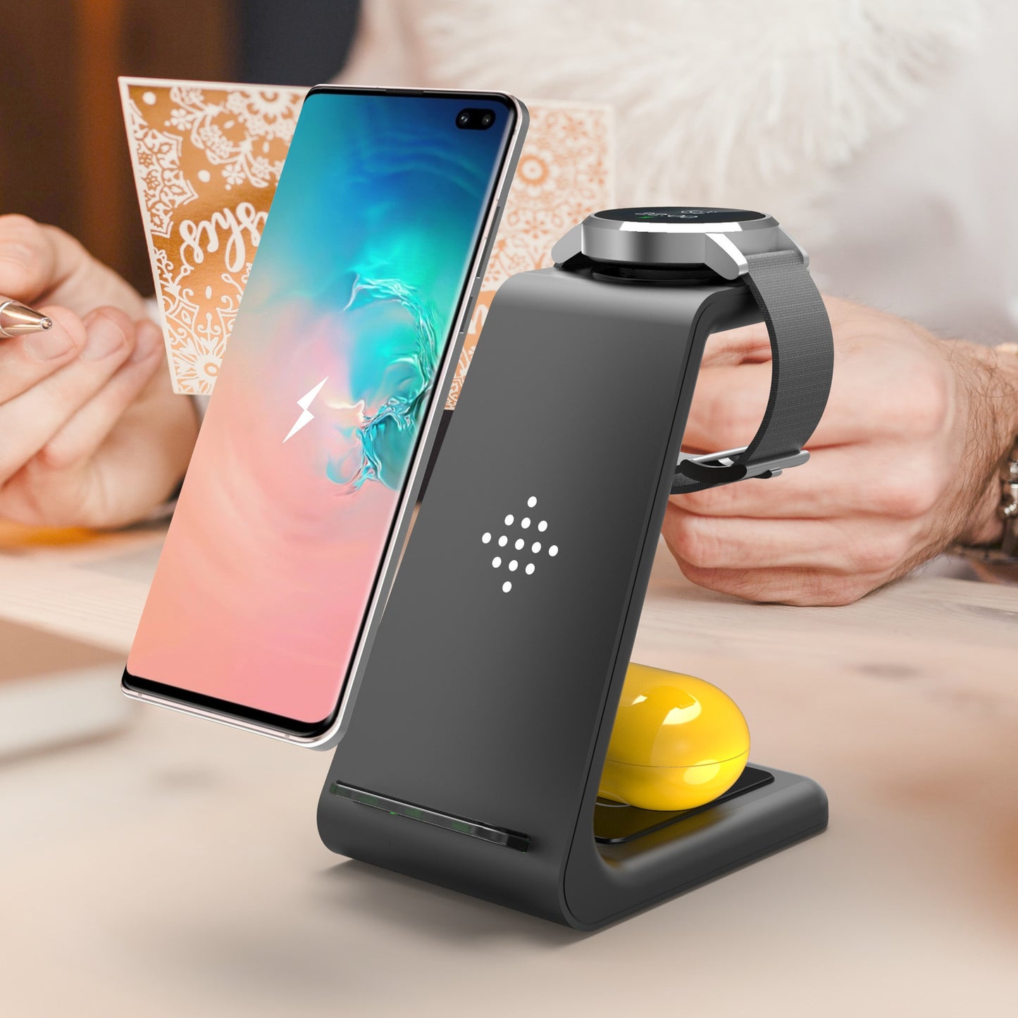 PowerDock 3-in-1 – Carga rápida y sin cables